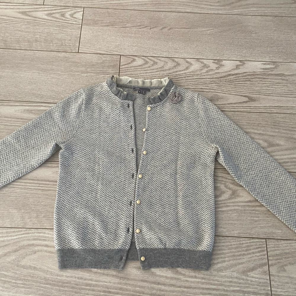Vince women’s cashmere cardigan. Size: S.